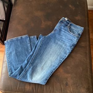 Levi’s 515 bootcut.  No tag size 12